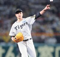 　一回、柳町に６８ｋｍのスローボールを投げる大竹（撮影・西岡正）