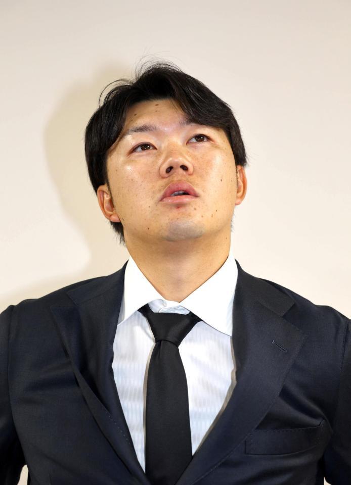 　戦力外となり心境を語る楠本（撮影・山口登）