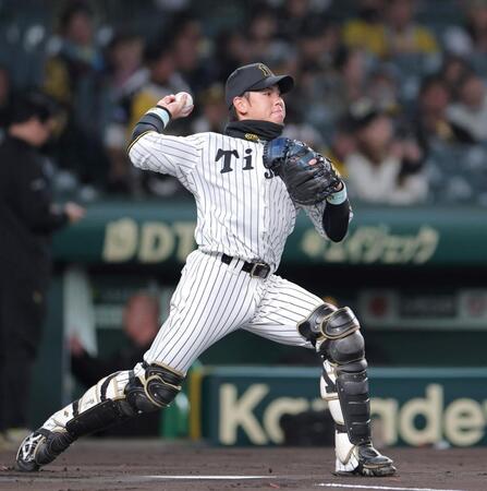 阪神・梅野　国内ＦＡ熟考　昨季に球団生え抜き初の捕手１０００試合達成　今季５２試合出場、リーグＶに貢献