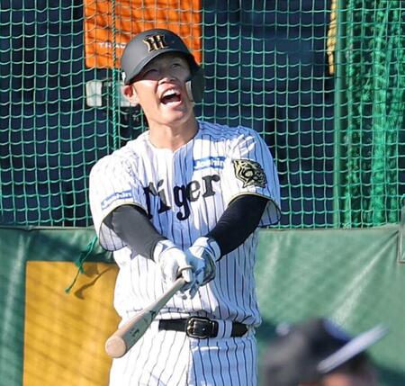 　打撃練習をする原口（撮影・立川洋一郎）