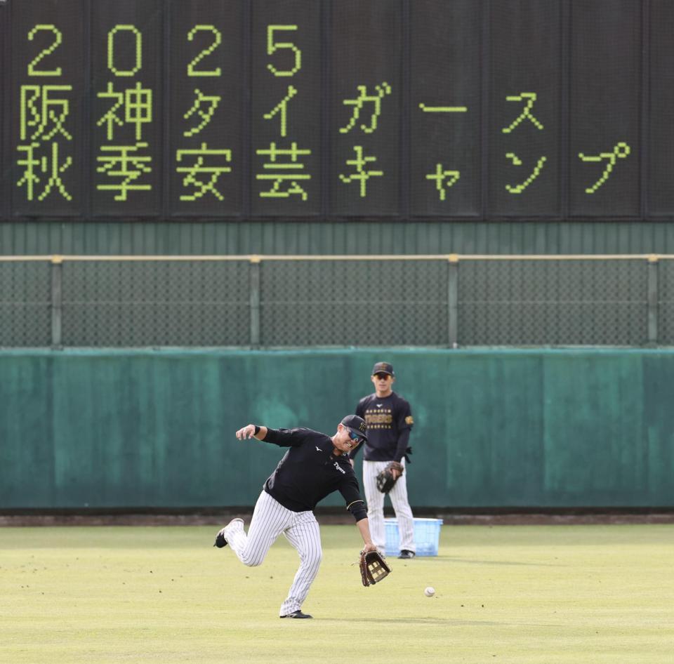 　早出特守をする西純（撮影・田中太一）