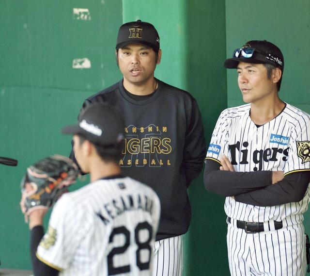 阪神・桑原新投手コーチ 宝刀・スライダー伝授 指導を受けた松原