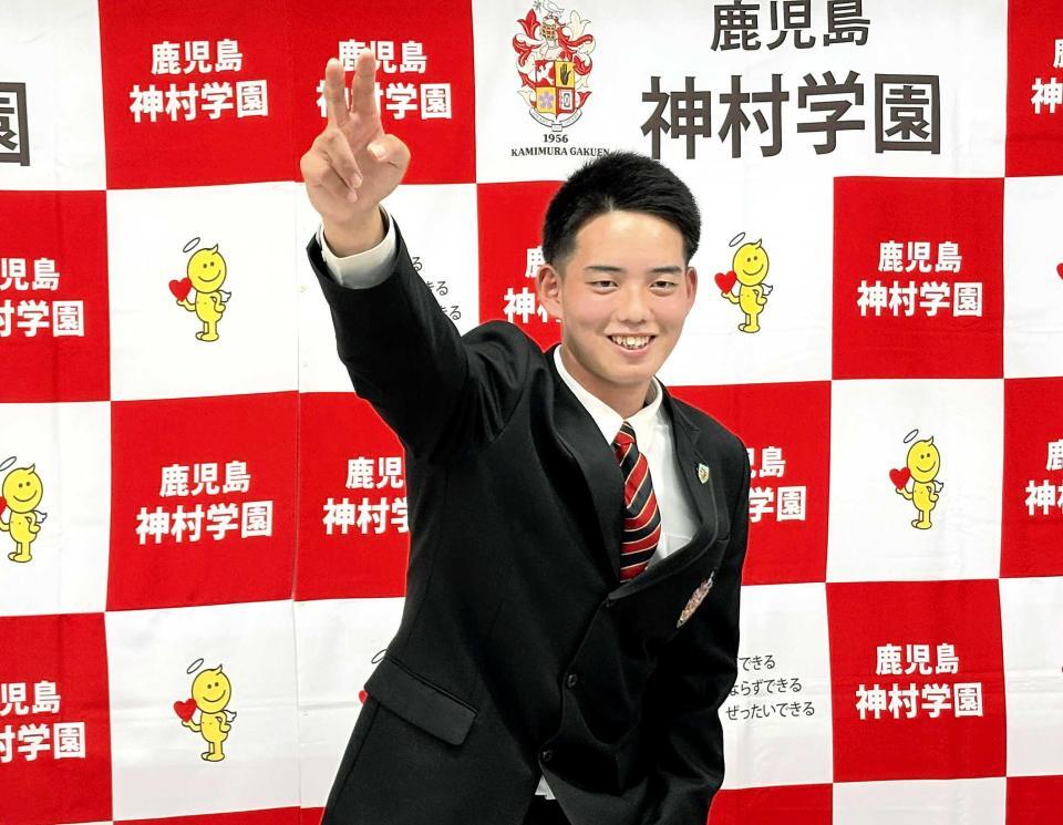 　指名あいさつを受け“由伸ロード”へ意気込んだ神村学園・早瀬（撮影・和泉玲香）