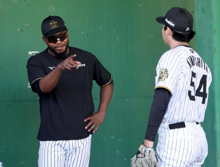 阪神ドリス塾　木下にツーシーム伝授　金言に目からウロコ　藤川監督「コーチにはできないところ」