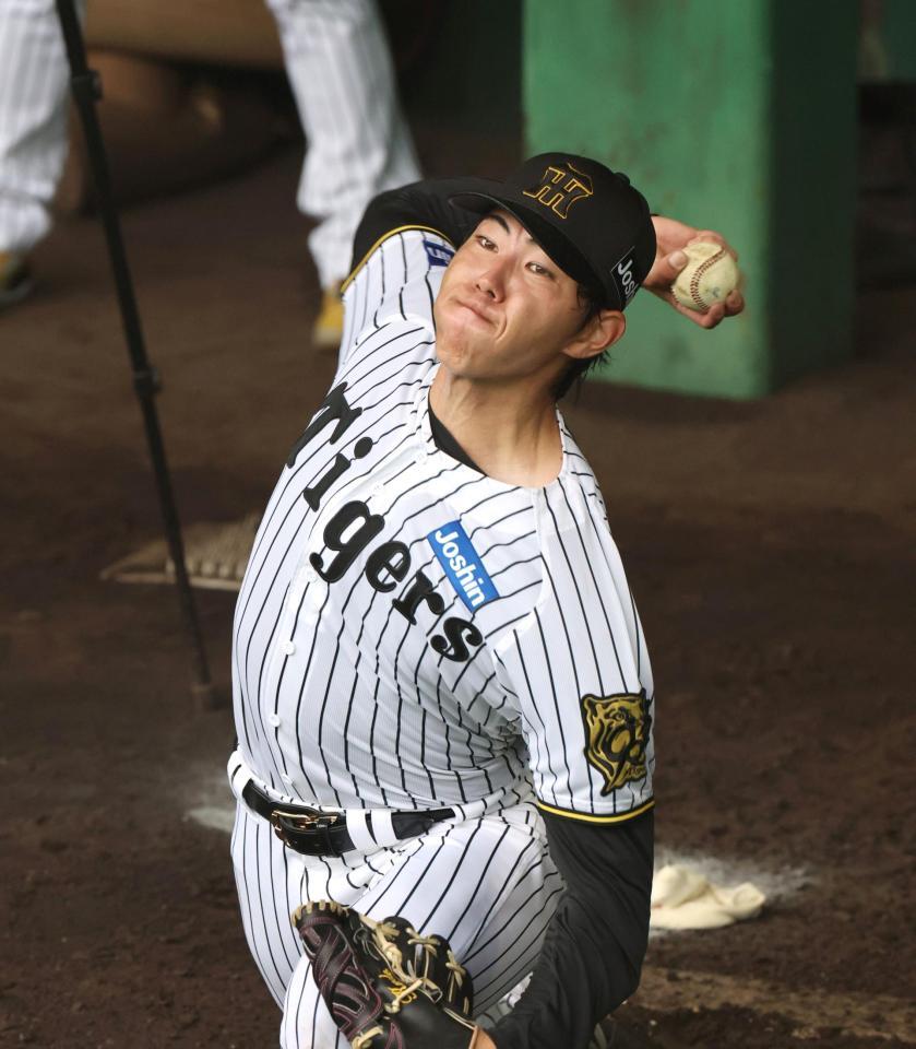 　ブルペンで熱投する工藤（撮影・北村雅宏）