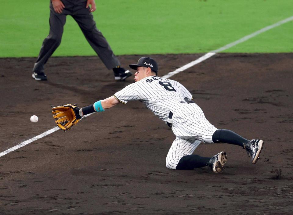 　ゴールデングラブ賞を初受賞した佐藤輝