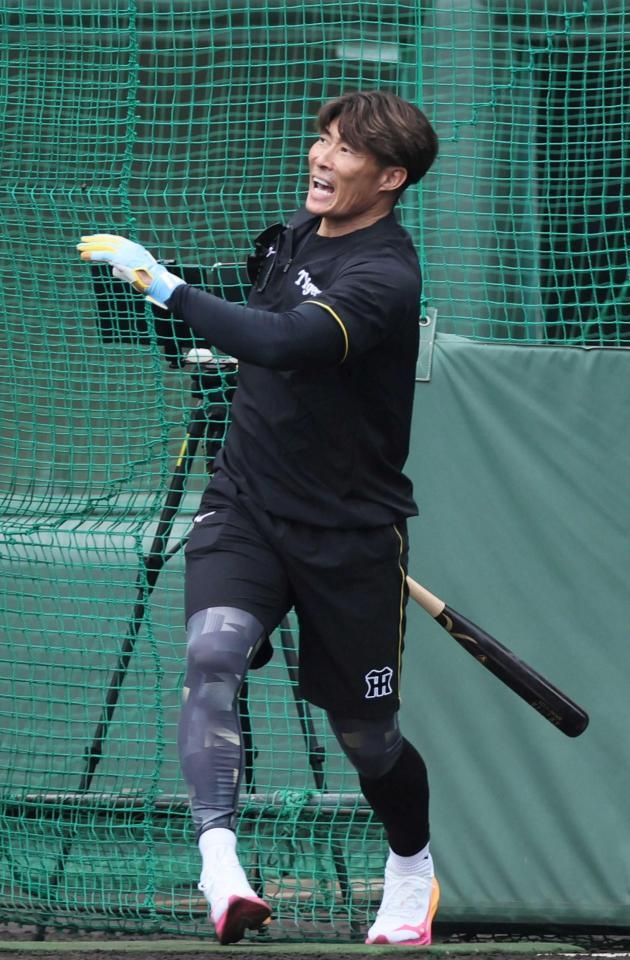 　打撃をする糸井ＳＡ（撮影・田中太一）