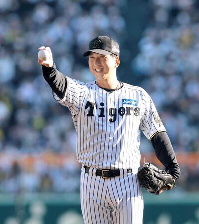 　ファン感謝デーで登板する藤川監督（撮影・北村雅宏）