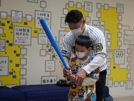 　元阪神・原口文仁氏