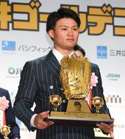 　ゴールデン・グラブ賞を受賞した森下（撮影・堀内翔）