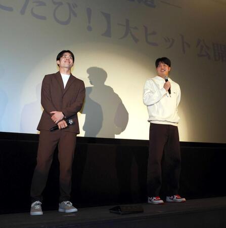 　才木（右）と爆笑トークを繰り広げた中野