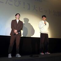 　才木（右）と爆笑トークを繰り広げた中野