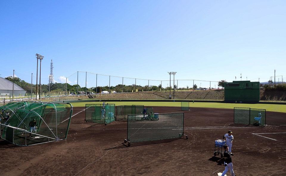 　具志川球場