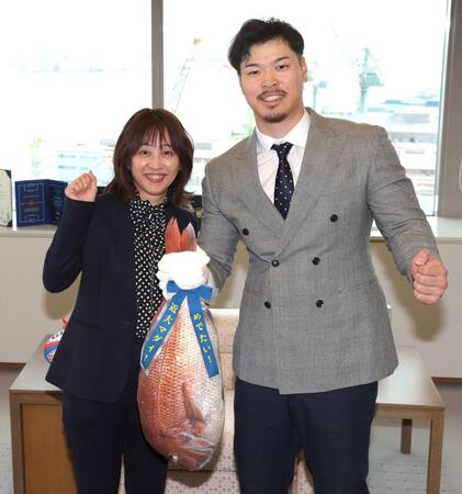 阪神・佐藤輝「積み重ねてきたものがいい形で結果に結びついた」打率３割「クリアできれば成長できたと思える」【一問一答】