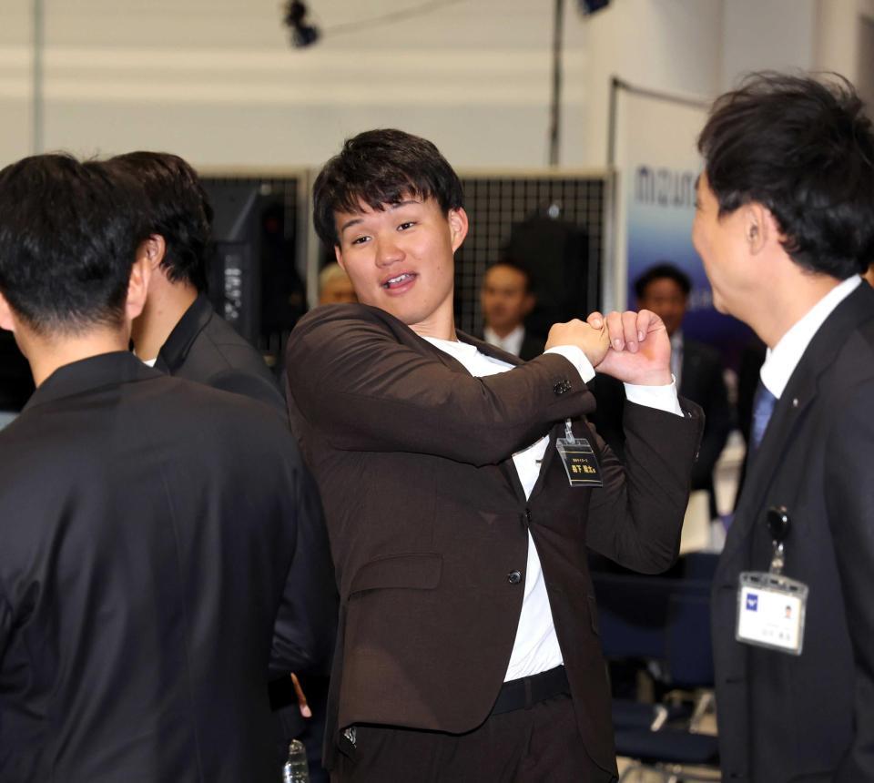 　ミーティングに参加した森下（撮影・田中太一）