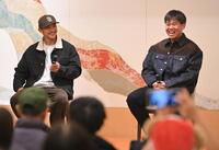 　笑顔でトークショ-を盛り上げる（左から）熊谷と桐敷（撮影・飯室逸平）