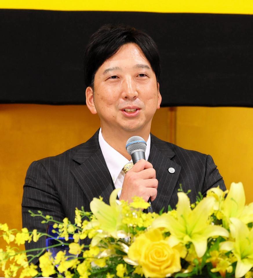 　入団発表会で新入団選手について語る藤川監督（撮影・山口登）