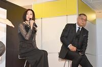 　掛布雅之ＯＢ会長とのトークショーに登場した酒井法子（左）＝撮影・西田忠信