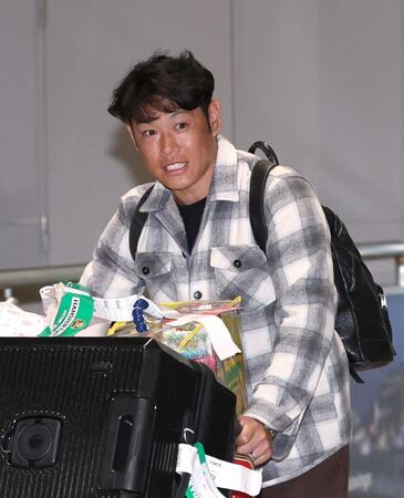 　帰国した原口氏（撮影・北村雅宏）