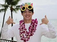 　ポーズを決める中野