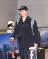 　ホノルルから帰国した佐藤輝（撮影・北村雅宏）