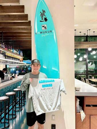 　有名ラーメン店「神座」ワイキキ店を訪れた熊谷