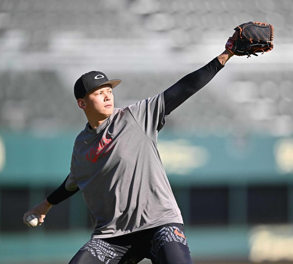 　キャッチボールする能登（撮影・西田忠信）