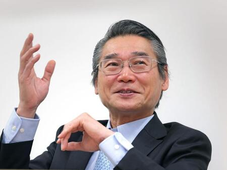 阪神球団のチーム編成や未来への野球ビジョンについて語る阪神・嶌村聡球団本部長＝甲子園（撮影・立川洋一郎）