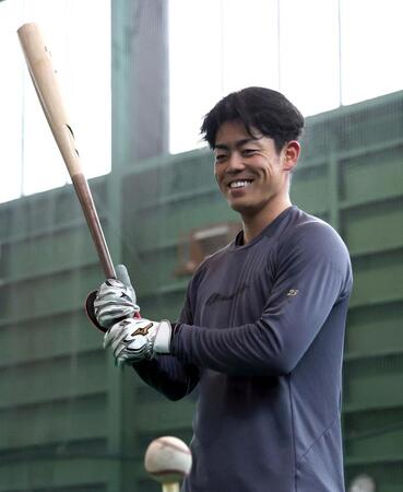 　自主トレを公開した谷端（撮影・山口登）