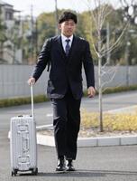 　入寮する立石（撮影・田中太一）