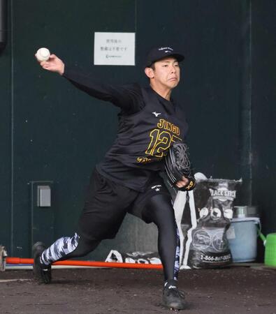 「青柳ともまた違う」阪神育成1位・神宮“魔球”で支配下目指す 変則右腕にブルペン捕手「最近、ウチにいないタイプ」