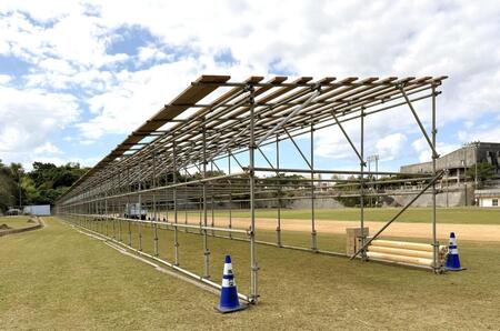 　サブグラウンド奥に設置される雨天専用走路（撮影・田中太一）