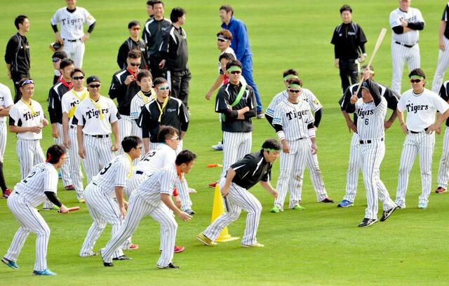 鳥谷敬氏が苦笑いの「金本大運動会」