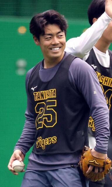 阪神・ドラ2谷端 新人唯一の宜野座組スタート「自分らしく」自然体で