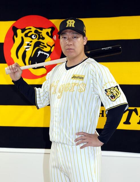 阪神　チャンピオンユニホームお披露目