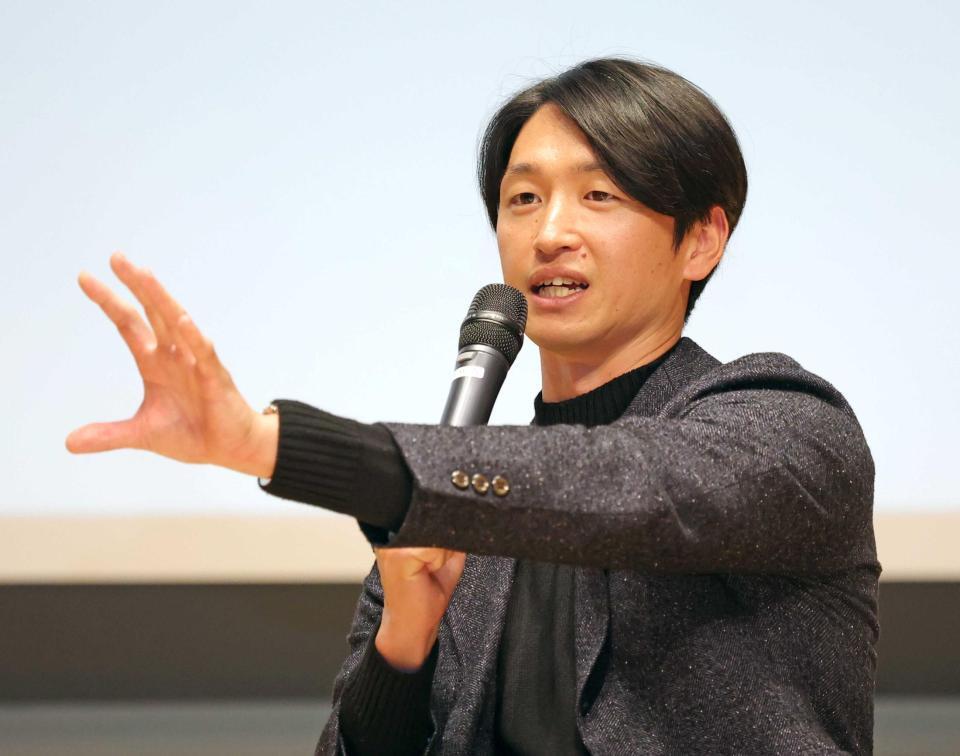 　プロジェクトでの活動について語る近本（撮影・立川洋一郎）