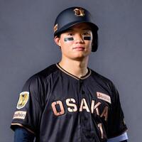 ブラックユニホームを身にまとった森下（球団提供）