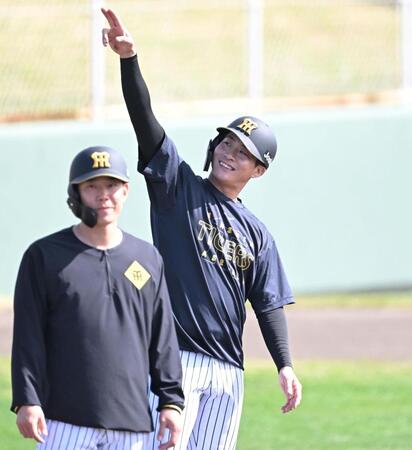 充実の表情をみせる木浪（撮影・飯室逸平）