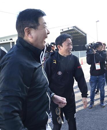 阪神・平田２軍監督「とんでもない時代やから」初キャンプを回想　リラックスは…「できない」一問一答