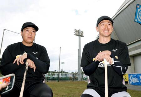 　対談する大山（左）と近本（撮影・西田忠信）