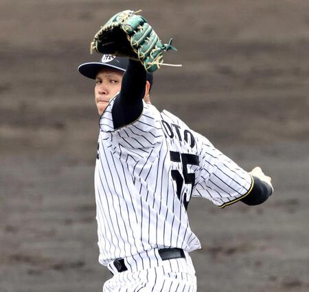 　シート打撃に登板し、力投する能登（撮影・田中太一）