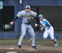 ６回、日本ハム打線に捕まる椎葉（撮影・山口登）