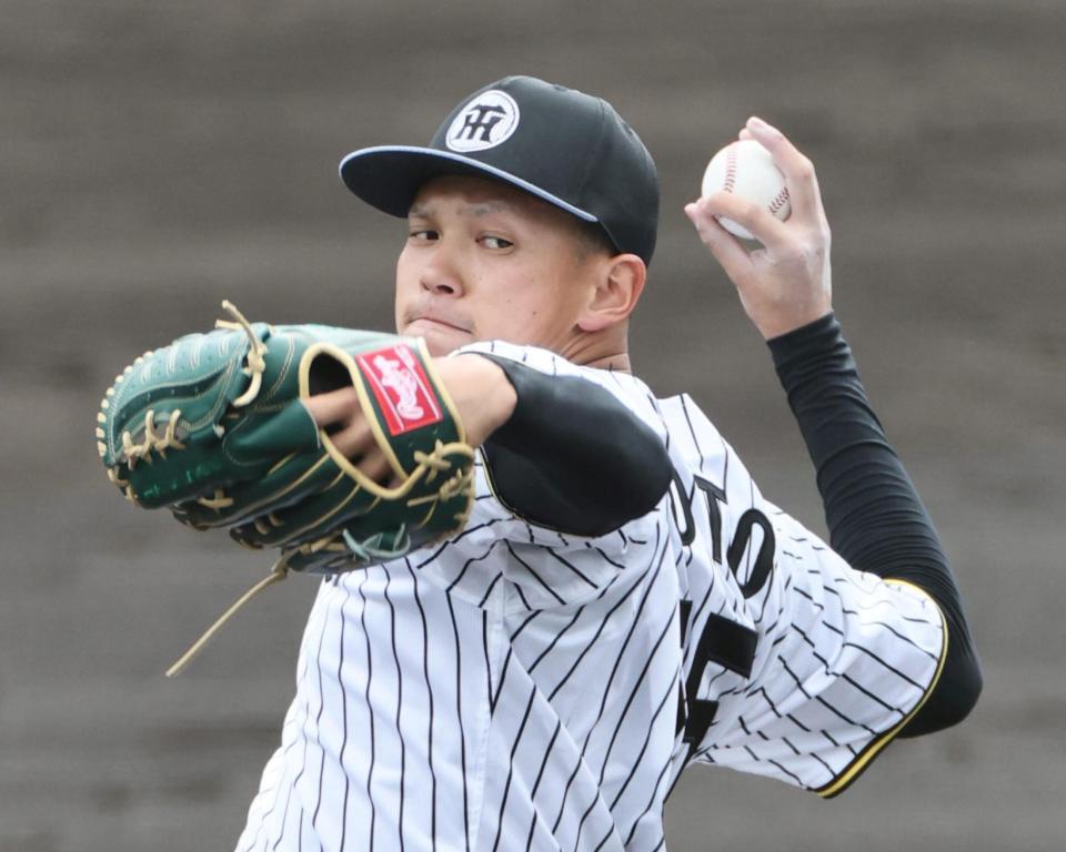 　シート打撃に登板し、力投する能登（撮影・田中太一）