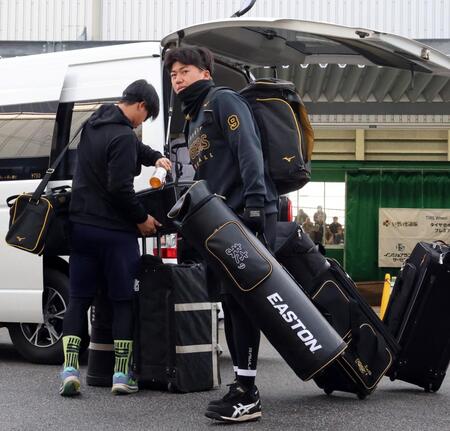 宜野座に到着した立石（撮影・山口登）