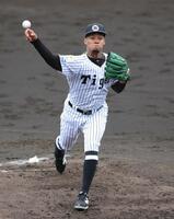ライブＢＰに登板するモレッタ（撮影・山口登）