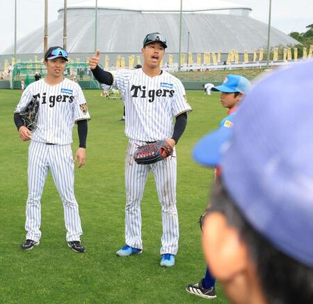 子どもたちに練習開始の号令をかける岡城（撮影・坂部計介）
