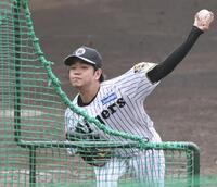 ライブＢＰで投げる高橋（撮影・田中太一）