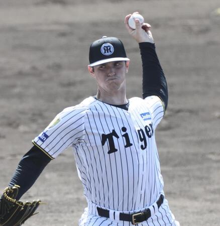 阪神　新助っ人が内角へビッシビシ！「行きすぎないように気をつけた」もスイーパーで右打者のバットへし折る　今後も予告？「そうだといいね」