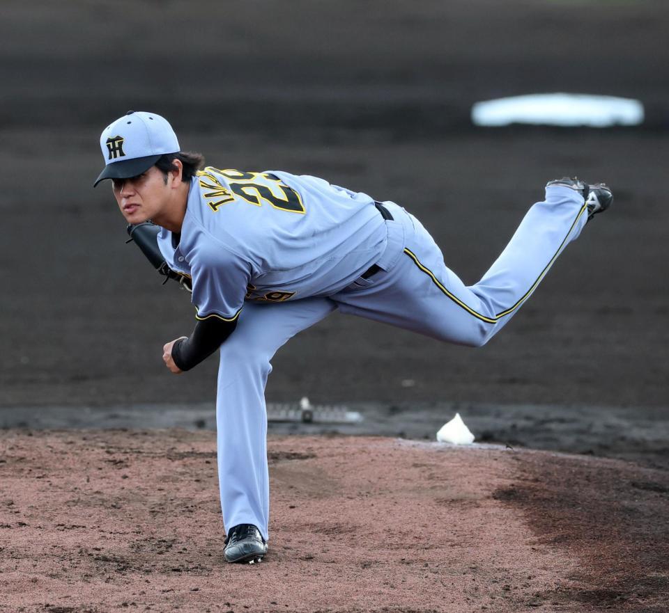 先発し力投する高橋（撮影・山口登）