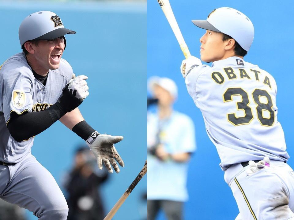 ８回、右前打を放つディベイニー（左）、小幡は７回に中越え２点適時三塁打